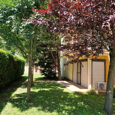 Siofoki Beach Apartman Екстер'єр фото