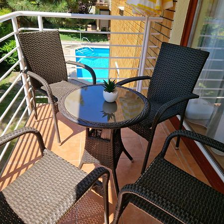 Siofoki Beach Apartman Екстер'єр фото