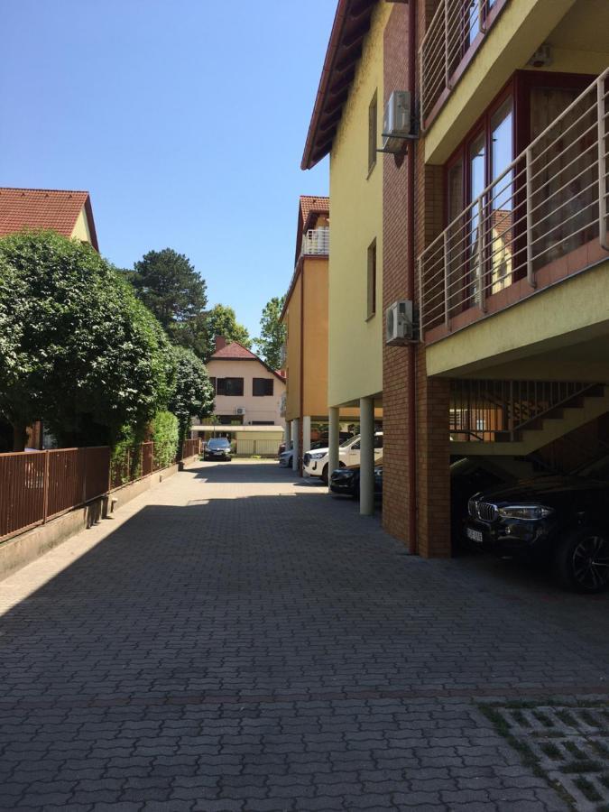 Siofoki Beach Apartman Екстер'єр фото