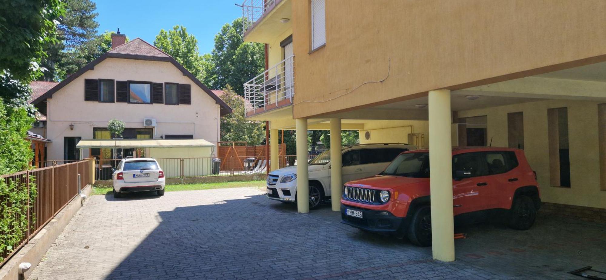 Siofoki Beach Apartman Екстер'єр фото
